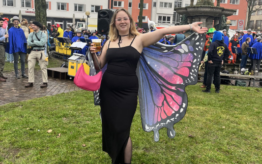 Der ewige Appell an die Vernunft: KURT-Volontärin Mia Anna Elisabeth Timmer reflektiert nach dem Karneval den eigenen Alkoholkonsum