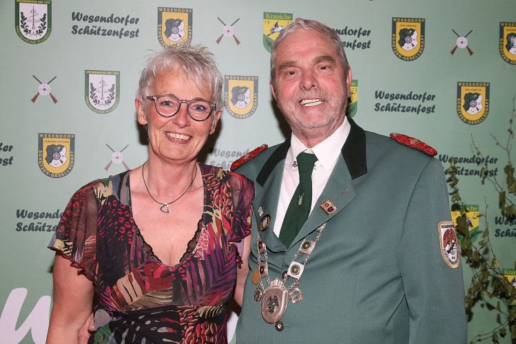 Der neue König Michael Große und ganz Wesendorf feiern ein fulminantes Schützenfest – KURT zeigt Euch die schönsten Fotos