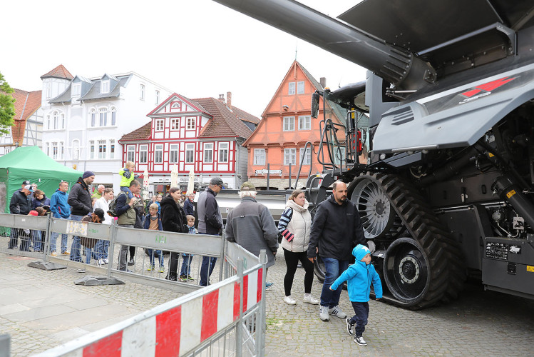 Dicke Brummer, süßer Honig, High-Tech: Wir zeigen Euch die schönsten Motive der Gifhorner Landwirtschaftsmeile