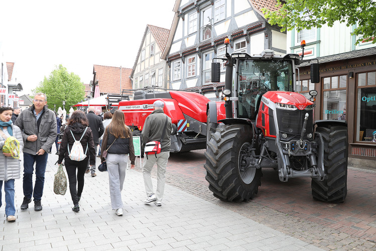 Dicke Brummer, süßer Honig, High-Tech: Wir zeigen Euch die schönsten Motive der Gifhorner Landwirtschaftsmeile