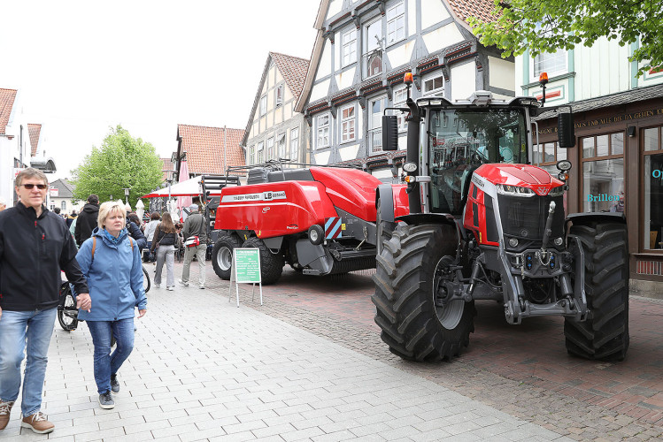 Dicke Brummer, süßer Honig, High-Tech: Wir zeigen Euch die schönsten Motive der Gifhorner Landwirtschaftsmeile