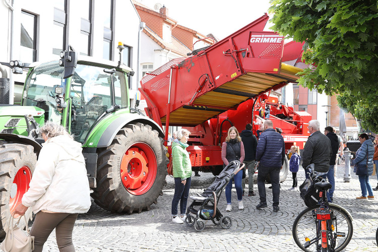 Dicke Brummer, süßer Honig, High-Tech: Wir zeigen Euch die schönsten Motive der Gifhorner Landwirtschaftsmeile