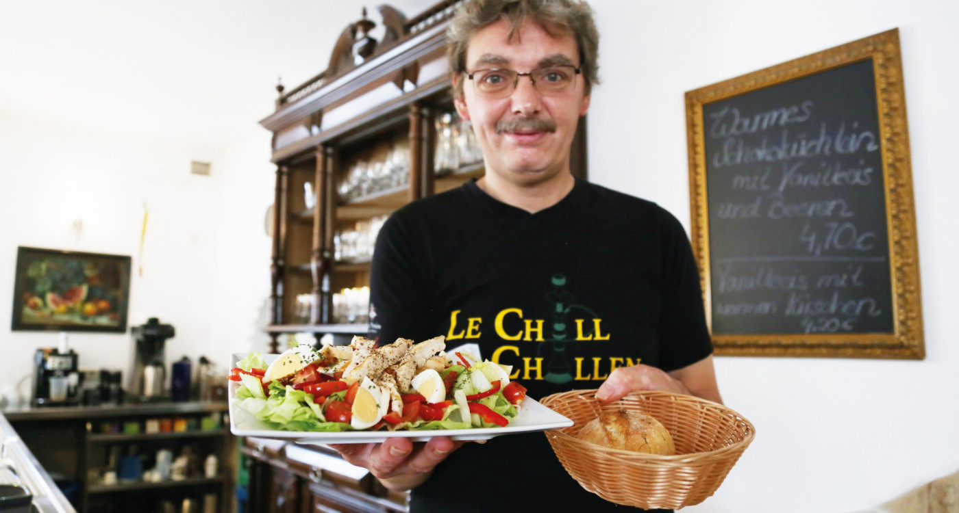 Die Bistro-Küche der Wellness Sauna bietet schnelle, leichte Gerichte – auch ohne Saunabesuch