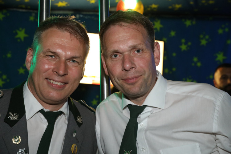 Die hübschesten Fotos vom Schützenfest Westerbeck: Die neuen Majestäten heißen Maik Hermann und Nadine Hermann