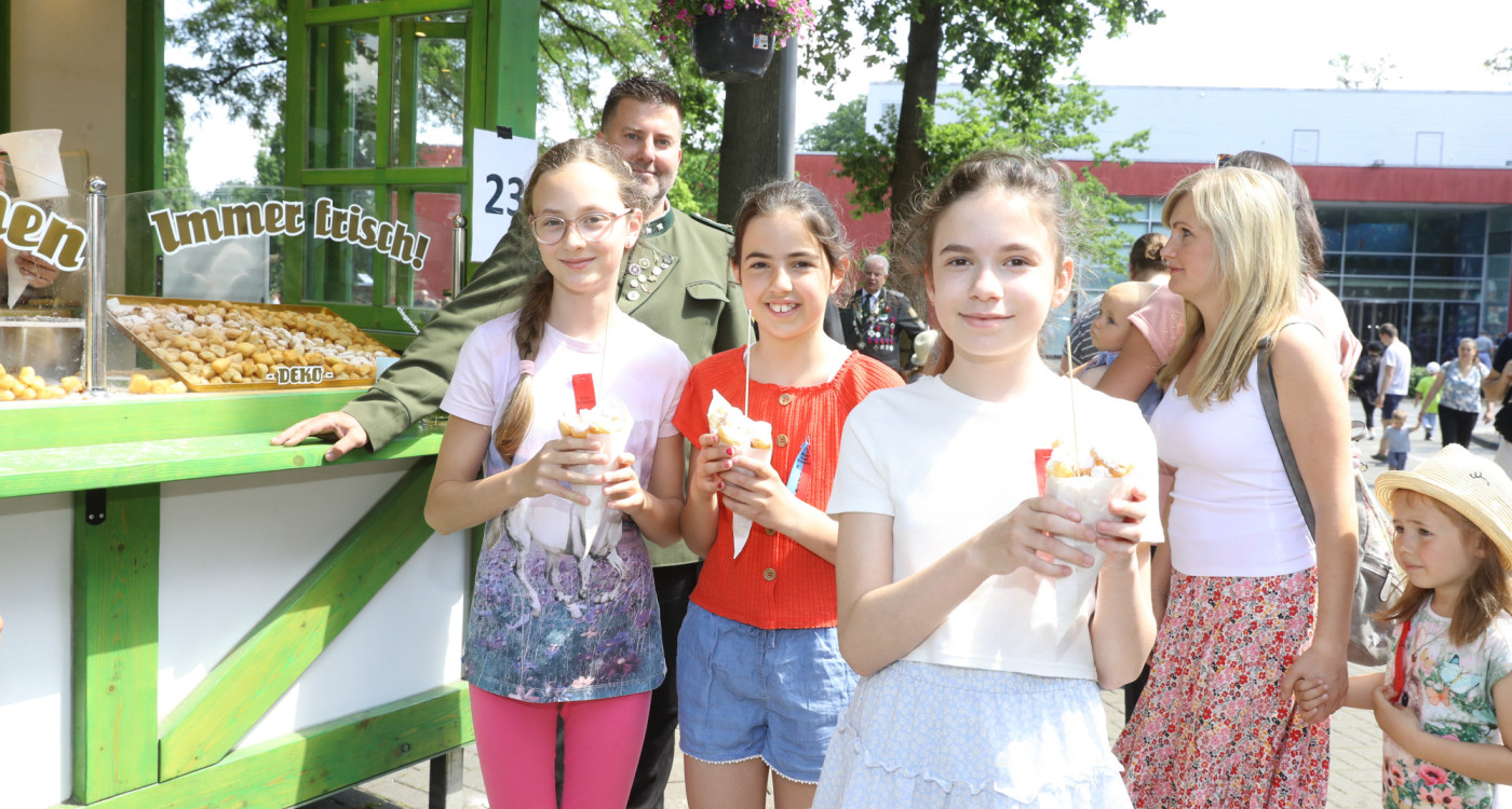 Die Mischung der Attraktionen macht’s – Fähnchen fürs Kinderschützenfest gibt’s für 3 Euro