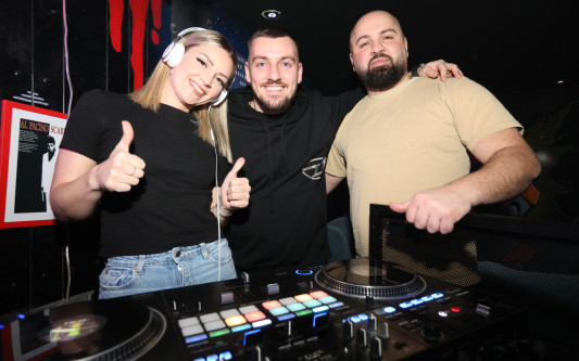 Die schönsten Fotos von der großen Eröffnung: Limi's Bar lockt nach Totalumbau mit großer Tanzfläche in die Lindenstraße 28 in Gifhorn