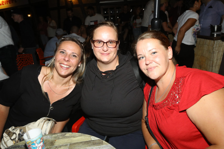 Die schönsten Fotos von Eurem Altstadtfest-Freitag: Unsere Bildergalerie zeigt Gifhorns Lebensfreude