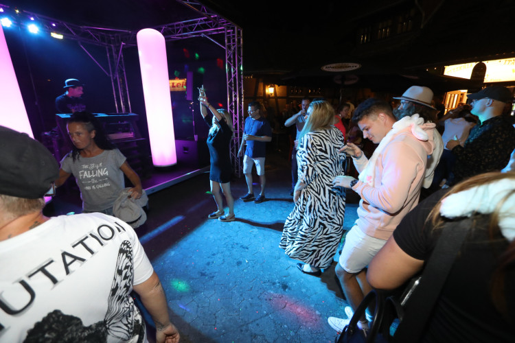 Die schönsten Fotos von Eurem Altstadtfest-Freitag: Unsere Bildergalerie zeigt Gifhorns Lebensfreude