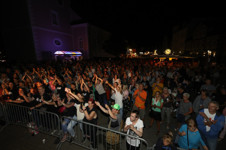 Die schönsten Fotos von Eurem Altstadtfest-Freitag: Unsere Bildergalerie zeigt Gifhorns Lebensfreude