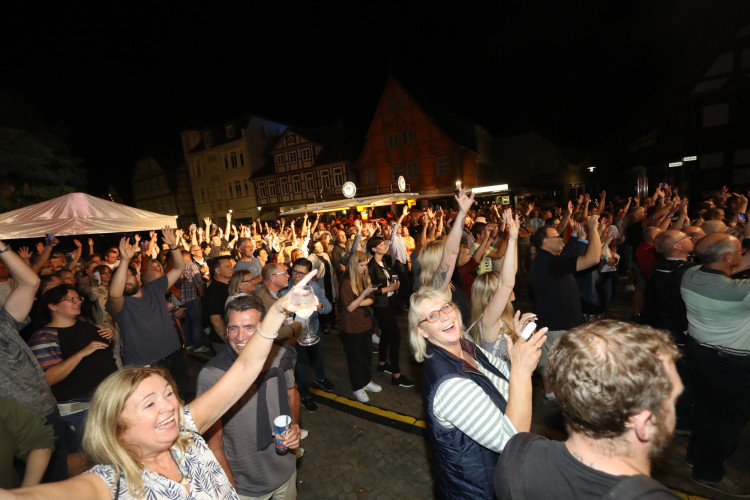 Die schönsten Fotos von Eurem Altstadtfest-Freitag: Unsere Bildergalerie zeigt Gifhorns Lebensfreude
