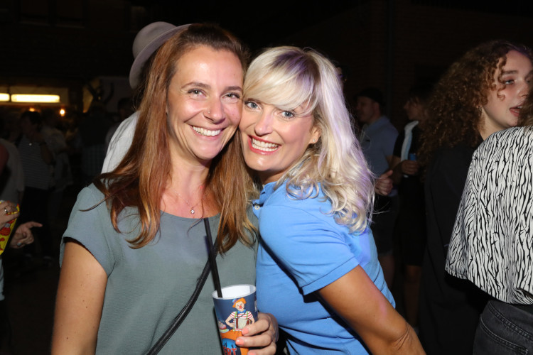 Die schönsten Fotos von Eurem Altstadtfest-Freitag: Unsere Bildergalerie zeigt Gifhorns Lebensfreude