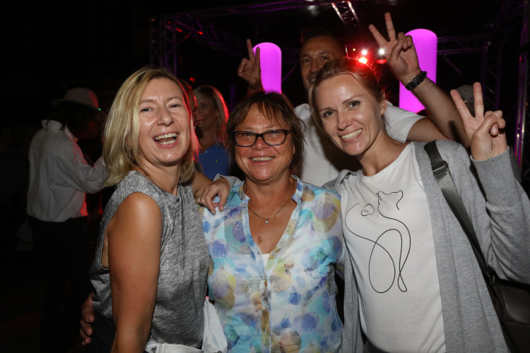 Die schönsten Fotos von Eurem Altstadtfest-Freitag: Unsere Bildergalerie zeigt Gifhorns Lebensfreude