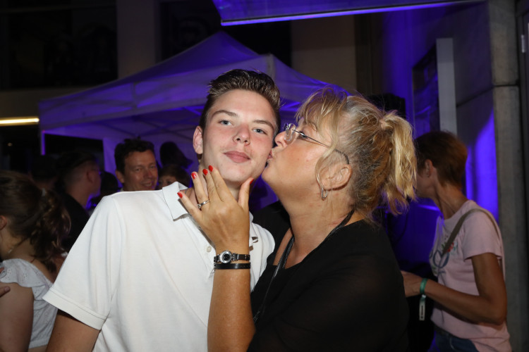 Die schönsten Fotos von Eurem Altstadtfest-Freitag: Unsere Bildergalerie zeigt Gifhorns Lebensfreude