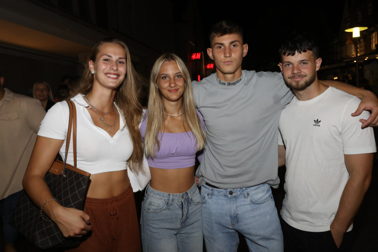 Die schönsten Fotos von Eurem Altstadtfest-Freitag: Unsere Bildergalerie zeigt Gifhorns Lebensfreude