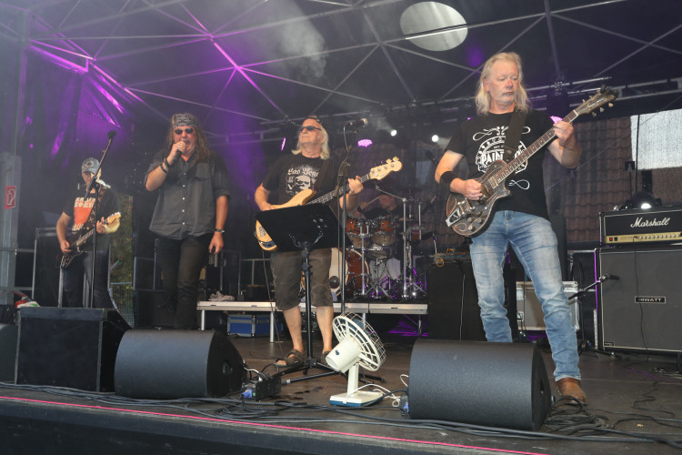 Die schönsten Fotos von Eurem Altstadtfest-Freitag: Unsere Bildergalerie zeigt Gifhorns Lebensfreude