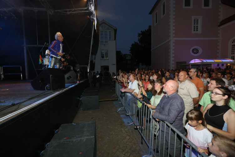 Die schönsten Fotos von Gifhorns Altstadtfest-Sonntag: Hier geht's zu KURTs Bildergalerie