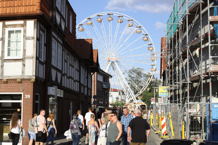 Die schönsten Fotos von Gifhorns Altstadtfest-Sonntag: Hier geht's zu KURTs Bildergalerie