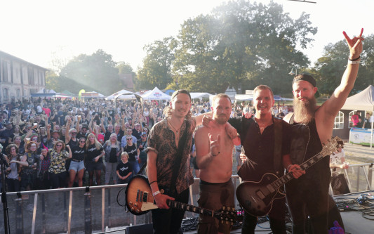 Die vier Wegfeger: Wastegate tritt heute auf der Bühne am Kino beim Altstadtfest auf