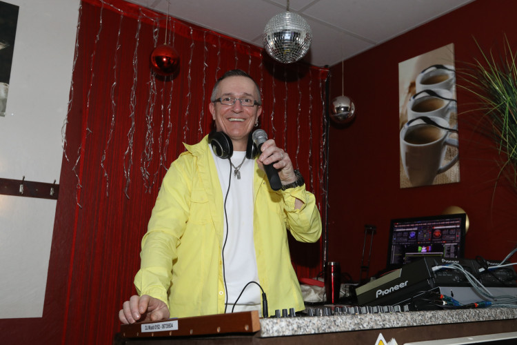 Discofox und Karaoke - Wir zeigen Euch die schönsten Bilder von Gifhorns Kneipen beim Feiern in den Mai