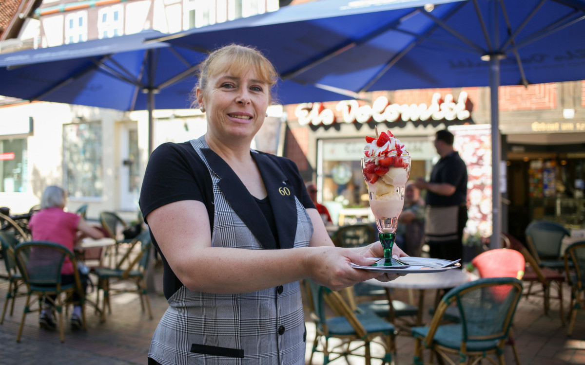 Dolomiti - Die Eisdiele ist mit Opas Rezept seit 1959 erfolgreich in Gifhorns Fußgängerzone