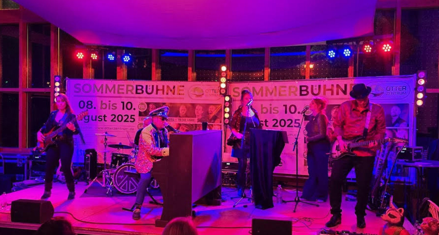 Drei Konzerte, reichlich Essen, kühle Drinks: Otter-Zentrum feiert große Sommerbühne am Wochenende des 7. Augusts