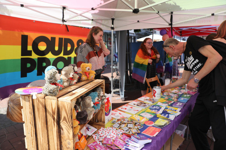 Egal, wer Du bist, und egal, wen Du liebst: KURT zeigt Euch die schönsten Bilder vom 1. Christopher Street Day in Gifhorn