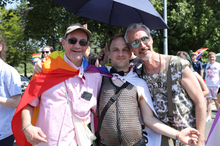 Egal, wer Du bist, und egal, wen Du liebst: KURT zeigt Euch die schönsten Bilder vom 1. Christopher Street Day in Gifhorn