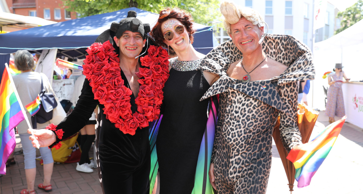 Egal, wer Du bist, und egal, wen Du liebst: KURT zeigt Euch die schönsten Bilder vom 1. Christopher Street Day in Gifhorn