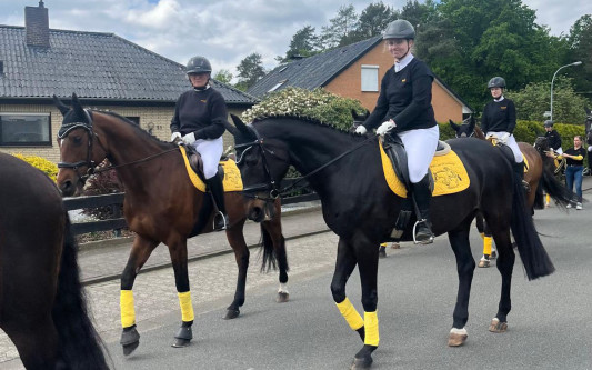 Ein anspruchsvoller Sport, der den Charakter bildet: Die Pferdesportgemeinschaft am Masthoop in Kästorf bildet gutes Reiten aus