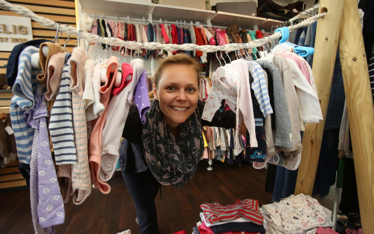 Ein Besuch im Allerliebst in Gifhorn – und das Baby ist komplett ausgestattet: Judith Herrmann bietet Spielzeug, Babyzubehör und Secondhand-Kindermode