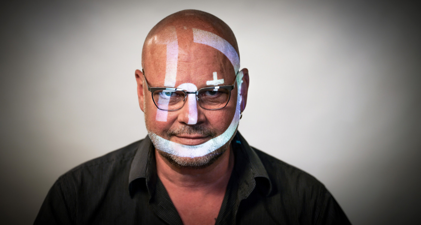 Ein echter Cyborg im Gifhorner Schloss: Transhumanist Ralf Neuhäuser erzählt vom Nutzen des digitalen Fortschritts