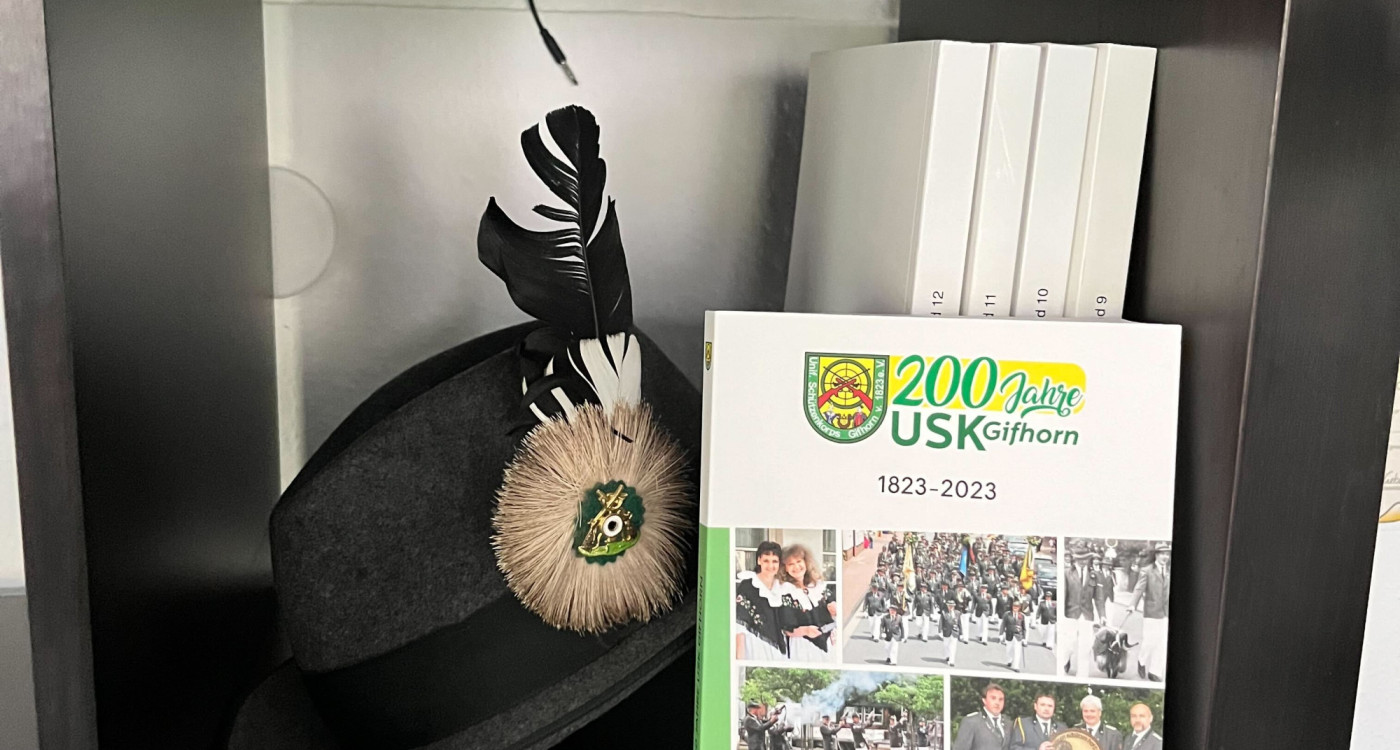 Ein echtes Gifhorner Original: Zahlreiche Autorinnen und Autoren wirken am Jubiläumsbuch des Uniformierten Schützenkorps mit