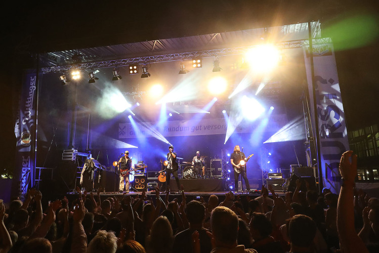 Ein fulminanter Altstadtfest-Samstag – KURT zeigt Euch die schönsten Bilder von der Partymeile