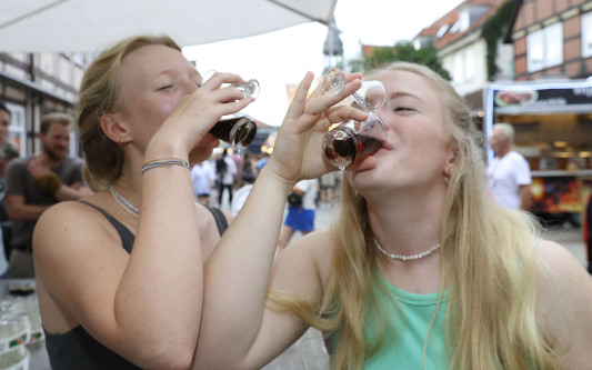 Ein fulminanter Altstadtfest-Samstag – KURT zeigt Euch die schönsten Bilder von der Partymeile