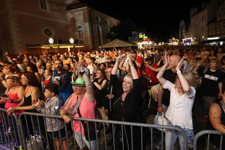 Ein fulminanter Altstadtfest-Samstag – KURT zeigt Euch die schönsten Bilder von der Partymeile