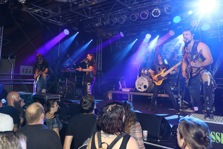 Ein fulminanter Altstadtfest-Samstag – KURT zeigt Euch die schönsten Bilder von der Partymeile