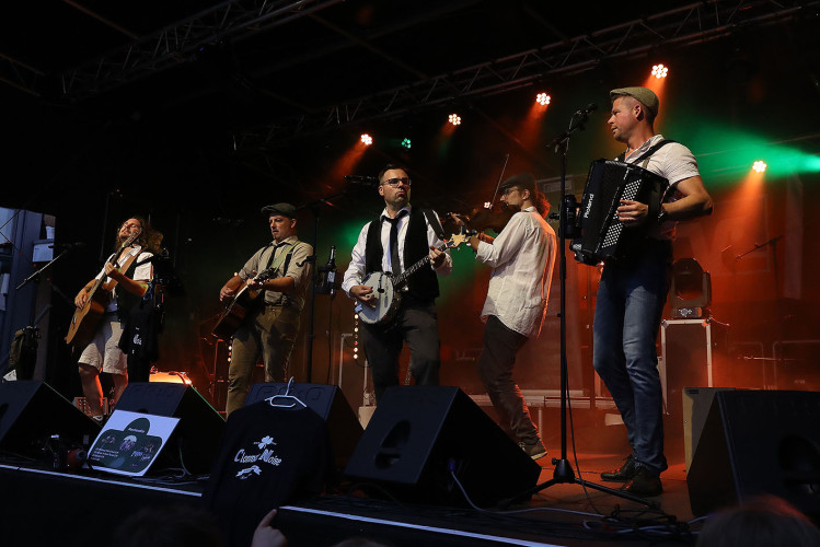 Ein fulminanter Altstadtfest-Samstag – KURT zeigt Euch die schönsten Bilder von der Partymeile