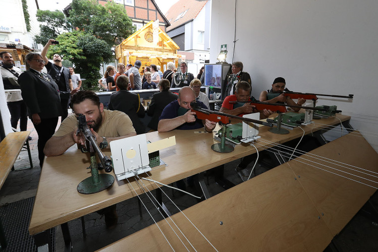 Ein fulminanter Altstadtfest-Samstag – KURT zeigt Euch die schönsten Bilder von der Partymeile