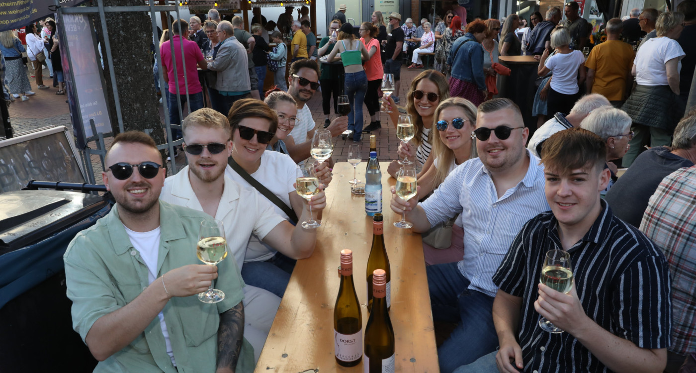Ein guter Tropfen bringt uns alle an einen Tisch: Von Donnerstag bis Samstag steigt das Gifhorner Weinfest