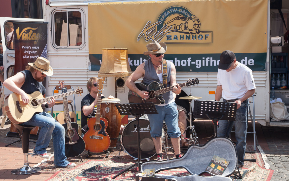 Ein Hauch von Woodstock und Flower-Power in der Innenstadt - Am 11. Juni findet Gifhorns 8. Straßenmusikfestival statt