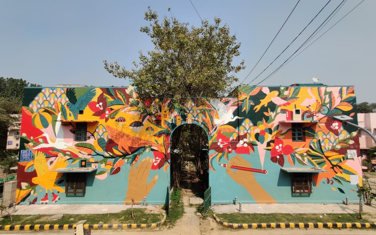 Eine digitale Nomadin macht Streetart in Indien: Meinersens ehemalige Künstlerhaus-Stipendiatin Greta von Richthofen arbeitet als reisende Illustratorin und Comic-Zeichnerin
