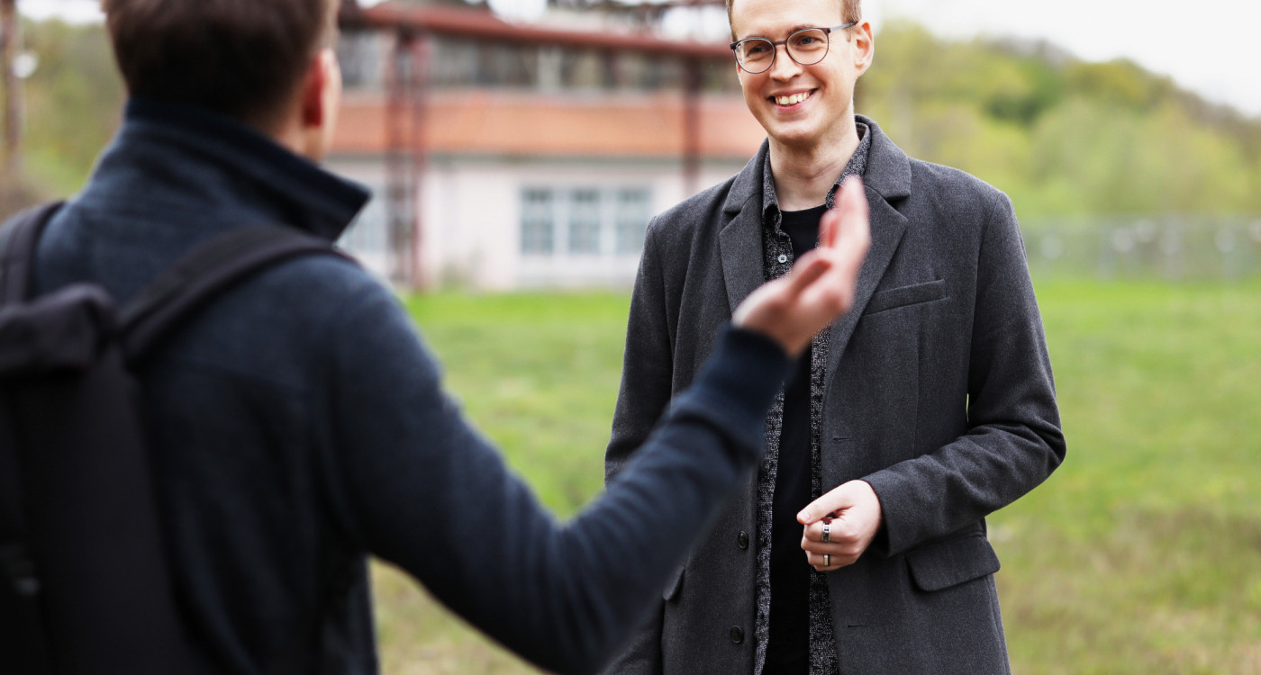 Eine Stimme für die Stimmlosen und Ungehörten – Das sind die Ziele und Motivation von Bundestagskandidat Henrik Werner (Grüne)