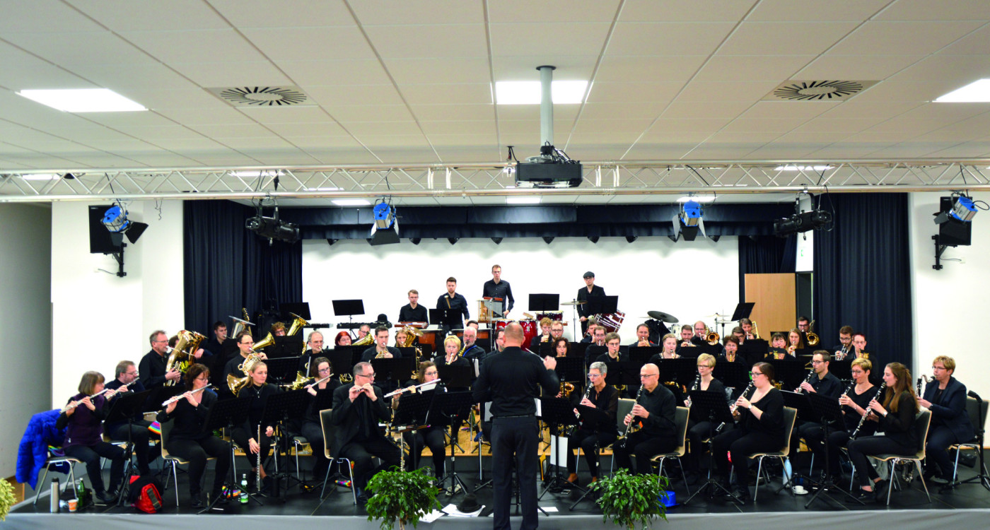 Eintritt frei bei Symphonic Flames: Orchester der Kreisfeuerwehr Gifhorn spielt am Samstag im Meiner Gymnasium