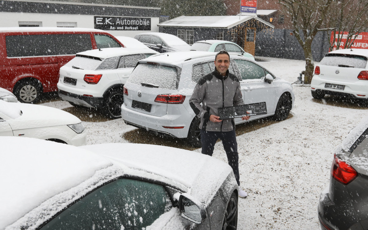 EK Automobile wünscht frohe Weihnachten – Der Gifhorner Eleftherios Kemanidis garantiert das Rundum-sorglos-Paket