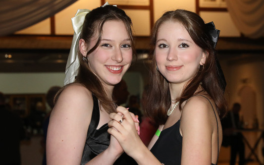 Elegante Kleider, kühle Getränke, beste Laune: Am Samstag steigt der Frühlingsball des BSK Gifhorn