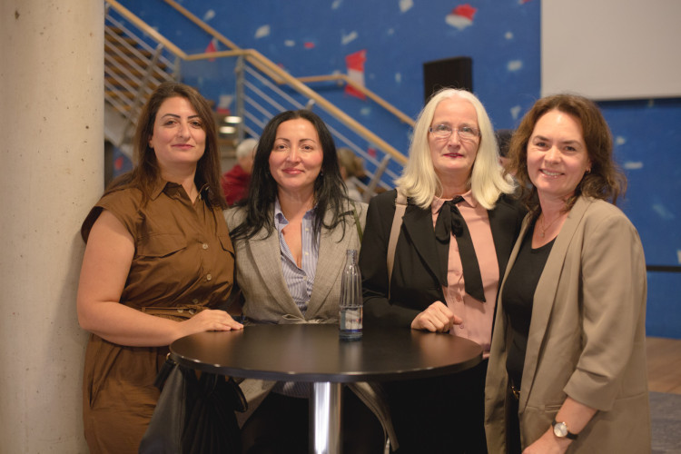 Emotional, würdigend, verbindend: Unsere Bildergalerie zeigt Euch die schönsten Momente der ersten Gala für Gastarbeiterinnen in Gifhorn