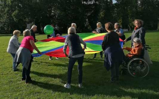 Entlastung für Betroffene und Angehörige: Der Gifhorner Seniorendienst Kümmern und So betreut Menschen mit Demenz