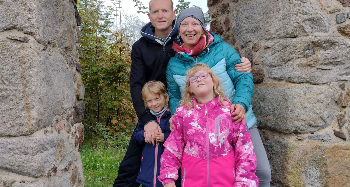 Entlastung für stark geforderte Familien: Familie Wilhelm aus Calberlah kämpft für den Erhalt der Schule der Zukunft