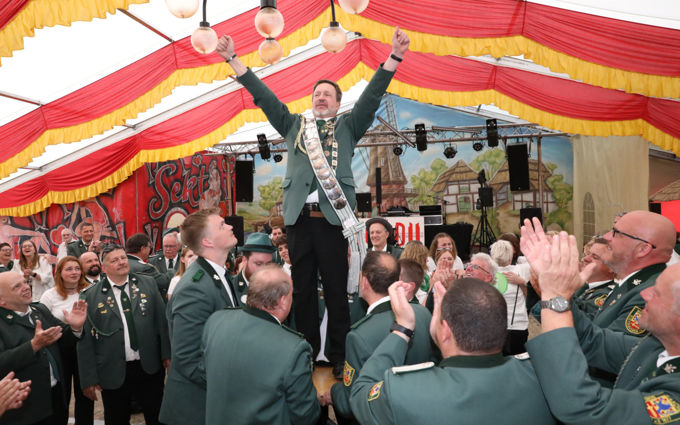 Erwartungsgemäß eine Mega-Sause: Hier gibt's die schönsten Bilder vom Schützenfest Wilsche