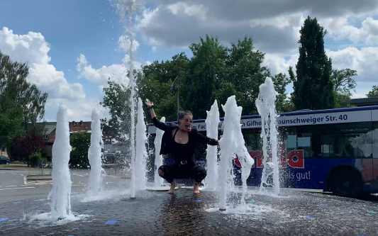 Es heißt Eure Hoheit!  Dancing Queen Marieke Eichner stellt sich ihren eigenen Fragen – das Skandal-Interview zum Schützenfest